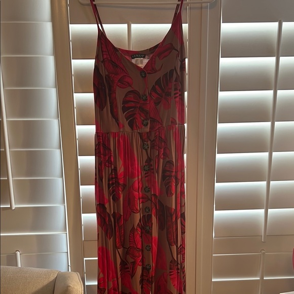 VENUS Dresses & Skirts - VENUS Red Sleeveless Spaghetti Strap Sundress